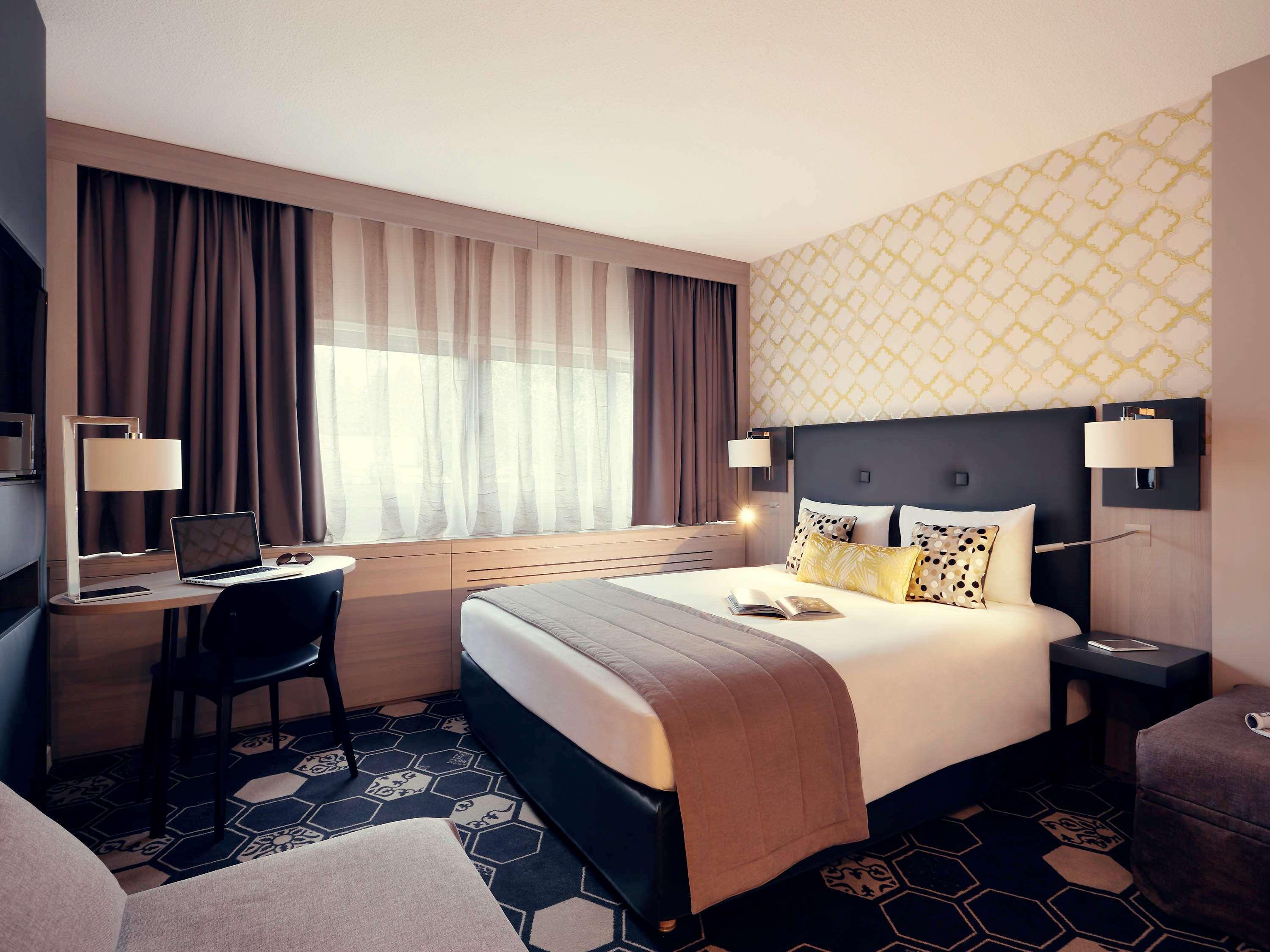 Mercure Orange Centre A7/A9 Exterior photo