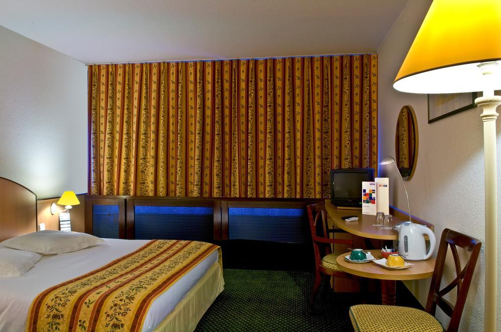 Mercure Orange Centre A7/A9 Exterior photo